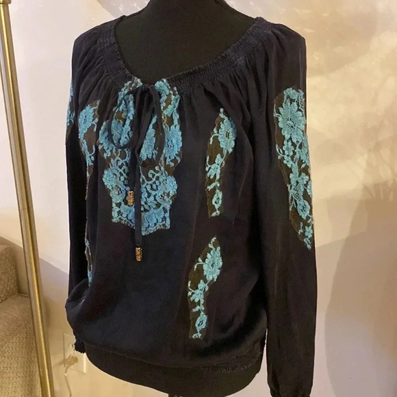 Vanita Rosa made in France 🇫🇷 100% silk blouse size M-L - Picture 2 of 7